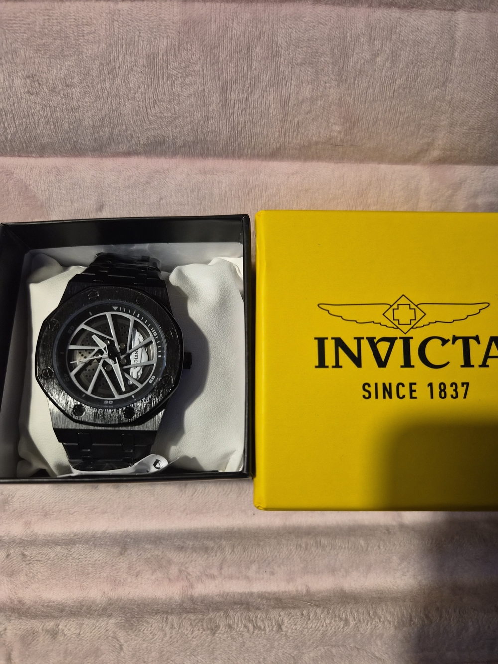 Invicta Speedway Rim Men's Watch - 42mm, Black (70037)